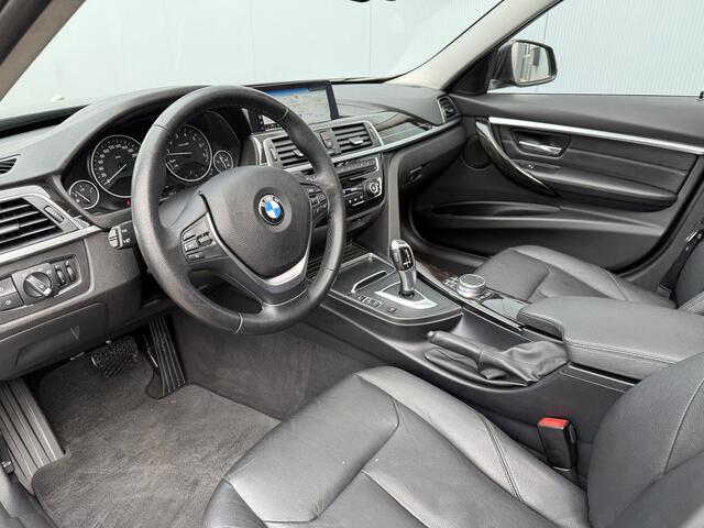 BMW 3-SERIE Touring 320i High Executive Pano/Trekhaak/Automaat.