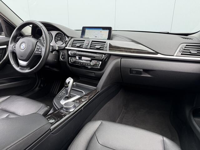 BMW 3-SERIE Touring 320i High Executive Pano/Trekhaak/Automaat.