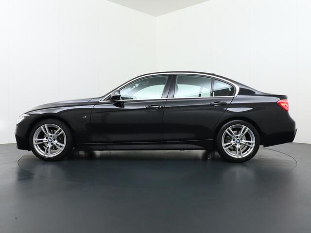 BMW 3-SERIE 318i M Sport Navigatie NL Auto