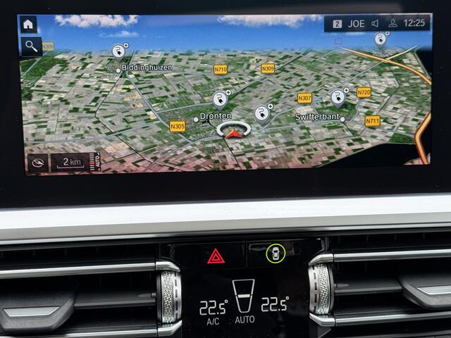 BMW 3-SERIE Touring 330e xDrive Sportline Pano-Dak | Trekhaak | Harman Kardon | Stuur en Stoelverw. |