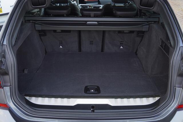 BMW 3-SERIE Touring 330e xDrive High Executive M pakket Shadow Black