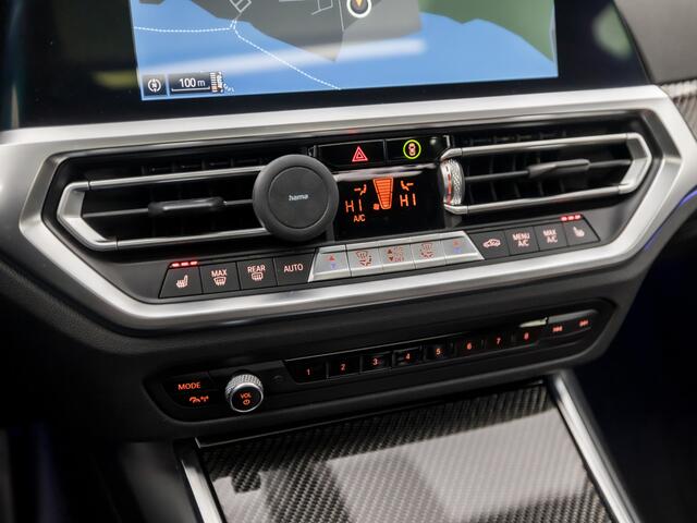 BMW 3-SERIE M340i xDrive High Executive 374Pk Automaat (SCHUIFDAK, APPLE CARPLAY, LASER LED, HEAD-UP DISPLAY, HARMAN/KARDON, CARBON INLEG, SFEERVERLICHTING, LEDER, KEYLESS, NIEUWE APK, NIEUWSTAAT)