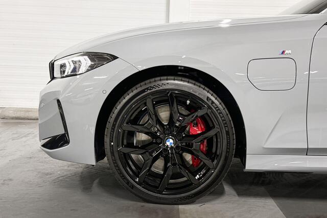 BMW 3-SERIE Touring 330e | M-Sport Pro | Comfort Pack | Harman/Kardon | Panoramadak | Comfort Access | Trekhaak