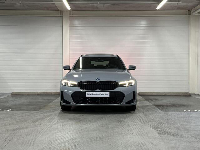 BMW 3-SERIE Touring 330e | M-Sport Pro | Comfort Pack | Harman/Kardon | Panoramadak | Comfort Access | Trekhaak