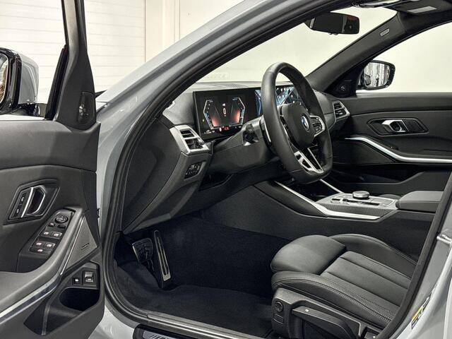 BMW 3-SERIE Touring 330e | M-Sport Pro | Comfort Pack | Harman/Kardon | Panoramadak | Comfort Access | Trekhaak