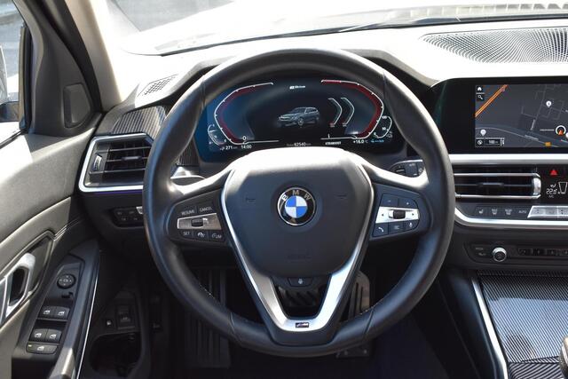 BMW 3-SERIE Touring 330e Business Edition Plus 62.000KM 2021 vol vele opties 292pk in zeer nette staat