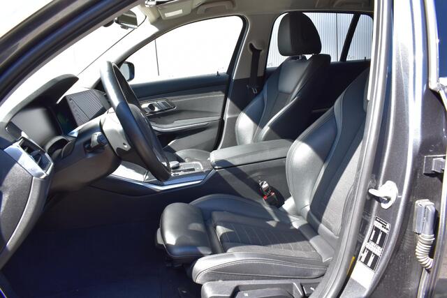 BMW 3-SERIE Touring 330e Business Edition Plus 62.000KM 2021 vol vele opties 292pk in zeer nette staat