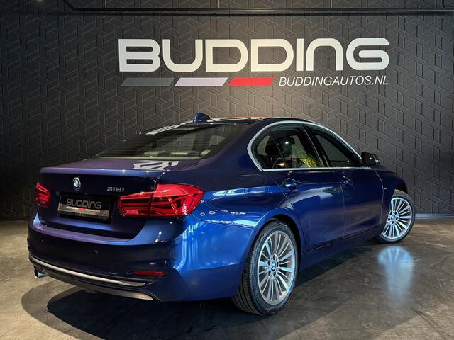 BMW 3-SERIE 318i Edition Luxury Line | Trekhaak | AppleCarplay