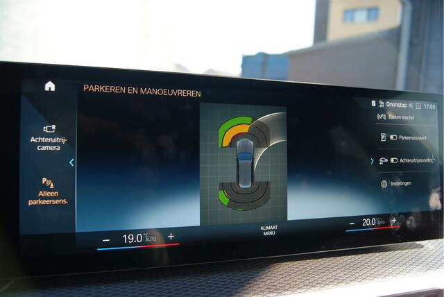 BMW 3-SERIE Touring 330e 292PK M-Sport Panoramadak/Camera/Hifi/19Inch/HUD