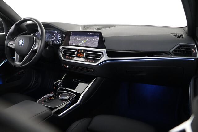 BMW 3-SERIE Touring 330e xDrive High Executive / Laser-LED / ACC / HUD / Cam / CarPlay / Navi