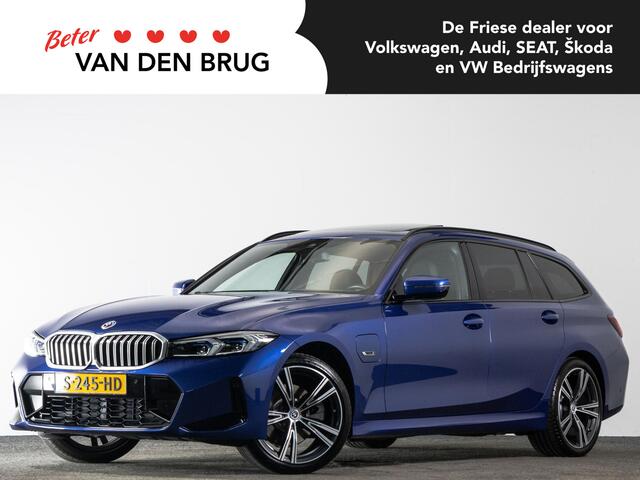 BMW 3-SERIE Touring M-Sport 330e 293 PK xDrive | Adaptieve LED | Panoramadak | Leder | Head-Up | Achteruitrijcamera |