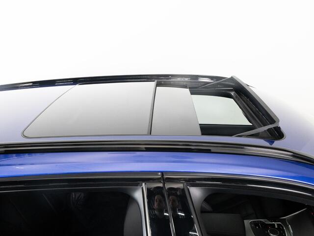 BMW 3-SERIE Touring M-Sport 330e 293 PK xDrive | Adaptieve LED | Panoramadak | Leder | Head-Up | Achteruitrijcamera |