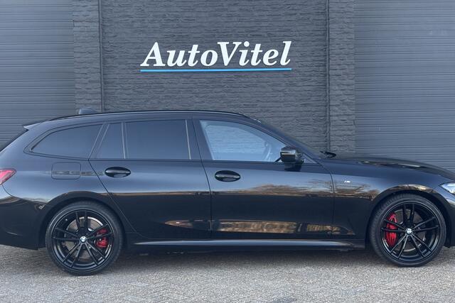 BMW 3-SERIE Touring 330e M Sport | Harman/Kardon | Sportleder | Stoelverwarming | Adaptive Cruise | PDC V+A