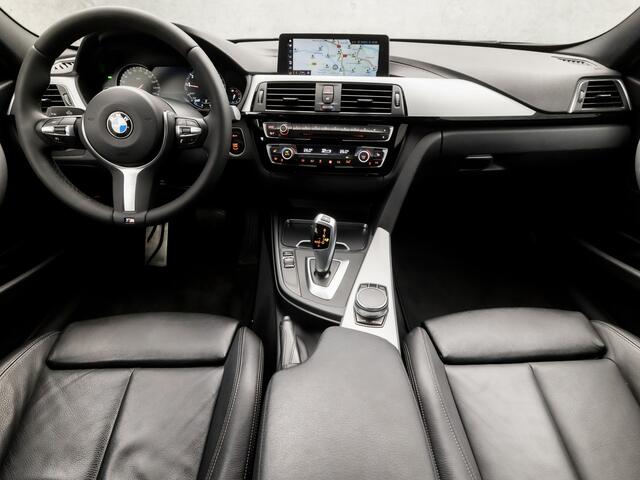 BMW 3-SERIE Touring 318i M Sport Shadow Automaat (GROOT NAVI, M PAKKET, DEALER ONDERHOUDEN, STOELVERWARMING, LEDEREN SPORTSTOELEN, ELEK ACHTERKLEP, GETINT GLAS, KEYLESS, NIEUWSTAAT)