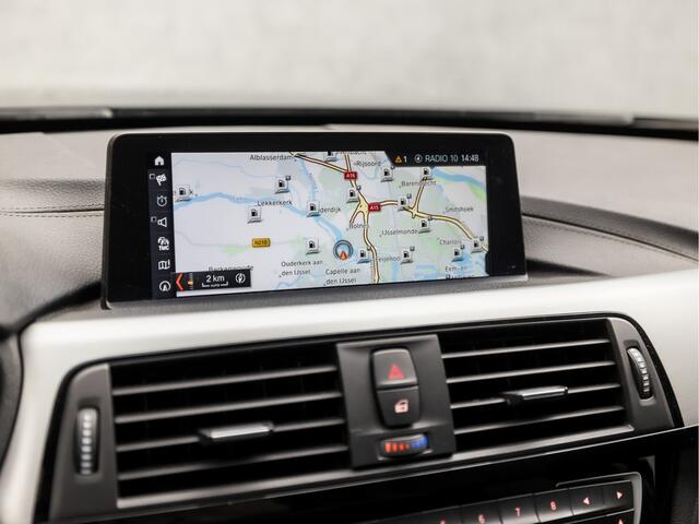 BMW 3-SERIE Touring 318i M Sport Shadow Automaat (GROOT NAVI, M PAKKET, DEALER ONDERHOUDEN, STOELVERWARMING, LEDEREN SPORTSTOELEN, ELEK ACHTERKLEP, GETINT GLAS, KEYLESS, NIEUWSTAAT)