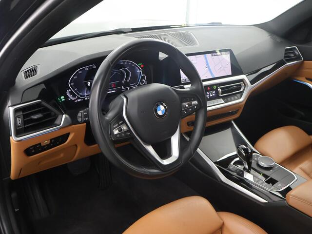 BMW 3-SERIE 330e eDrive Edition | Nieuw Model | Digitaal Dashboard | LED | Apple CarPlay | Sportstoelen | Lederen Interieur | Stoelverwarming | Camera | DAB | Trekhaak |