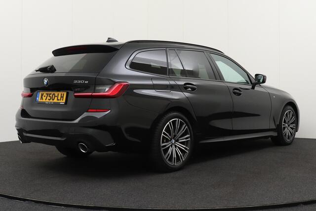 BMW 3-SERIE Touring 330e eDrive Edition Pano-dak Carplay 360* Camera LED