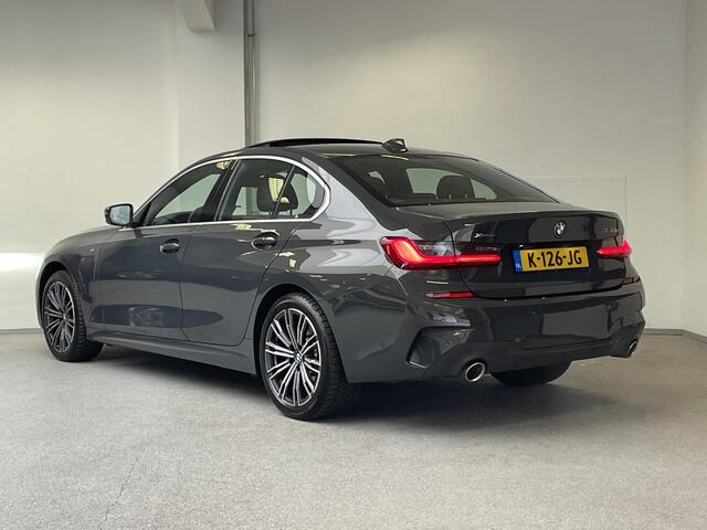 BMW 3-SERIE 330e xDrive M-sport Luxury | PANO | 360 CAM | H&K | LEDER | 1-EIG. |