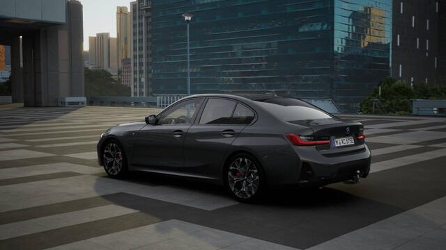 BMW 3-SERIE 330e High Executive M Sport Automaat / Schuif-kanteldak / Trekhaak / Sportstoelen / Adaptieve LED / Active Cruise Control / Parking Assistant Plus / Comfort Access