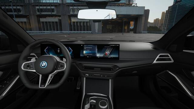 BMW 3-SERIE 330e High Executive M Sport Automaat / Schuif-kanteldak / Trekhaak / Sportstoelen / Adaptieve LED / Active Cruise Control / Parking Assistant Plus / Comfort Access