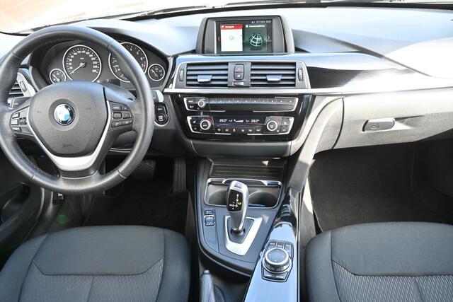 BMW 3-SERIE Touring 320i High Executive trekhaak