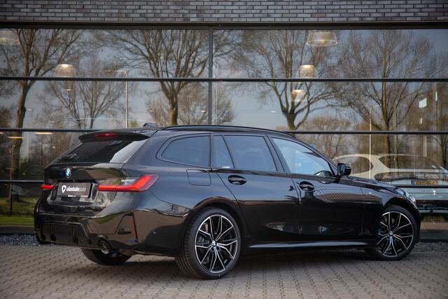 BMW 3-SERIE Touring 330i M-Sport M-sportpakket, Adap. cruise, Voorstoelen verwarmd