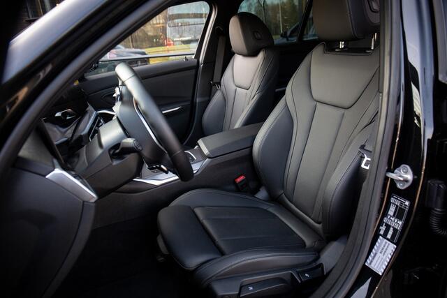 BMW 3-SERIE Touring 330i M-Sport M-sportpakket, Adap. cruise, Voorstoelen verwarmd