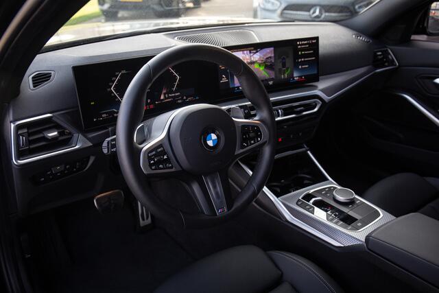 BMW 3-SERIE Touring 330i M-Sport M-sportpakket, Adap. cruise, Voorstoelen verwarmd