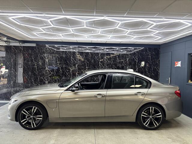 BMW 3-SERIE 330e High Executive