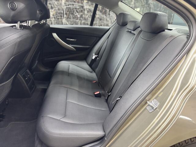 BMW 3-SERIE 330e High Executive