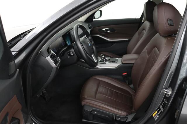 BMW 3-SERIE 330e High Executive | Leder | Stoelverwarming | Carplay | Full LED | Navigatie | Climate control | Parkeerhulp | Cruise control