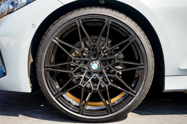 BMW 3-SERIE 318i M-Sport Shadow-line/20inch/brooklyn-grey