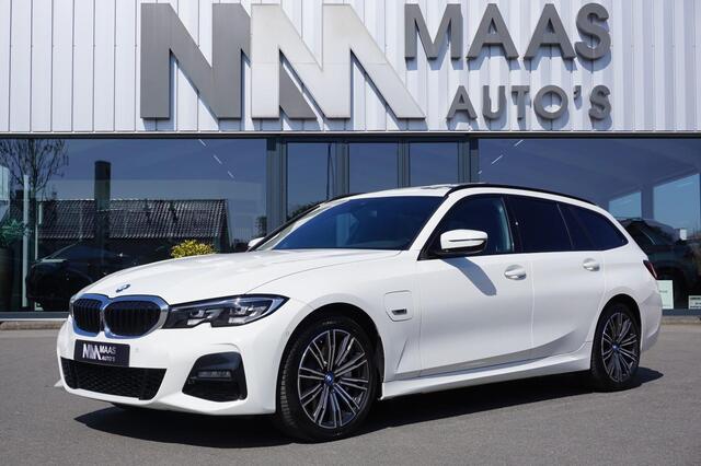 BMW 3-SERIE Touring 330e High Executive