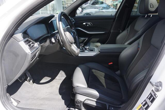 BMW 3-SERIE Touring 330e High Executive
