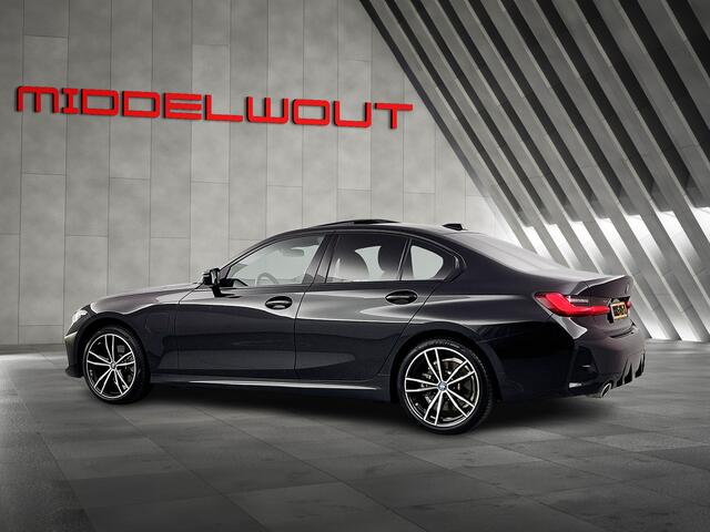 BMW 3-SERIE 330e/M-Pakk/Innva.Pakk/19"/Schuifd/LED/Full.Options/BTW