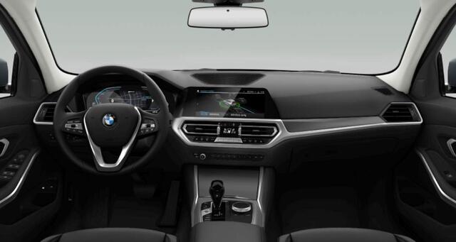 BMW 3-SERIE Touring 330e High Executive Head Up - Elektrisch verwarmde voorstoelen - Comfort Access - PDC voor/achter - Cruise Control - Active Guard plus - HiFi - Automatisch dimmende binnen/buitenspiegel -