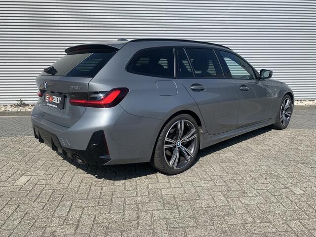 BMW 3-SERIE 318i M Sport / Panoramadak / Géén Afleverkosten