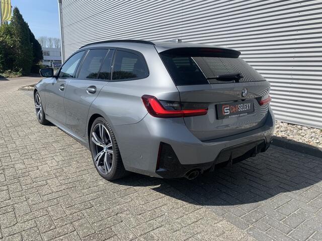 BMW 3-SERIE 318i M Sport / Panoramadak / Géén Afleverkosten