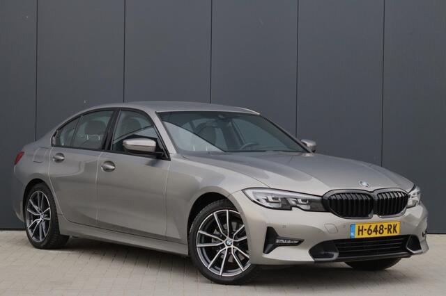 BMW 3-SERIE 320i Sport Line High Exe 1e eig Dealer OH