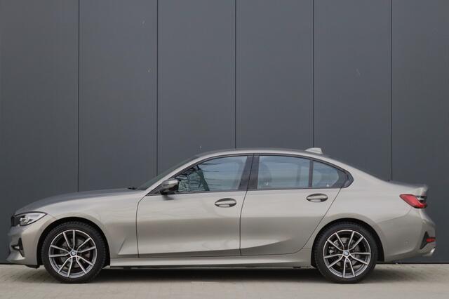 BMW 3-SERIE 320i Sport Line High Exe 1e eig Dealer OH