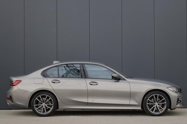BMW 3-SERIE 320i Sport Line High Exe 1e eig Dealer OH
