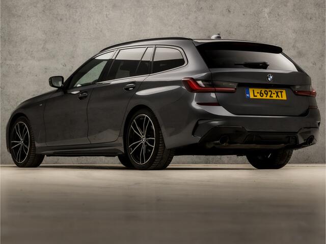 BMW 3-SERIE Touring 318i M Sport Automaat (PANORAMADAK, DEALER ONDERHOUDEN, M PAKKET, APPLE CARPLAY, LASER KOPLAMPEN, LEDEREN SPORTSTOELEN, CAMERA, STOELVERWARMING, GETINT GLAS, ELEK ACHTERKLEP, NIEUWE APK, NIEUWSTAAT)