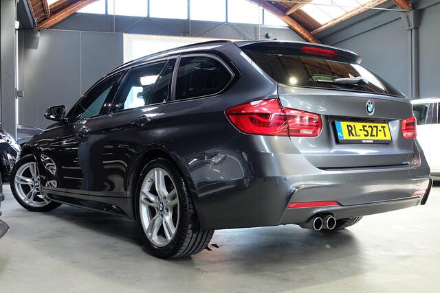 BMW 3-SERIE Touring 320i High Executive / M Sport / Dealeronderhouden / NL'se auto