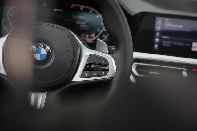BMW 3-SERIE 330e xDrive M Sport | Pano | HUD | Laser | Assisted Drive |