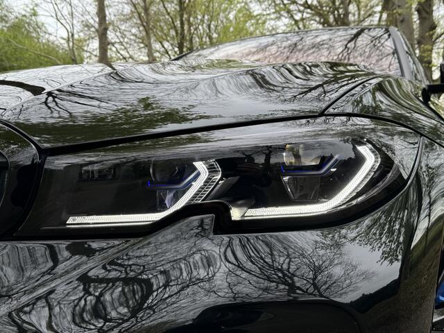 BMW 3-SERIE 330e High Executive M Sport Bomvol/Xpel/H&K/Laser/Dak