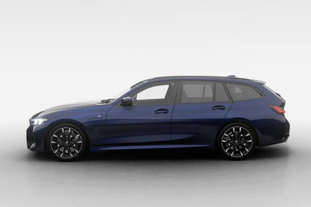 BMW 3-SERIE Touring 330e | M Sport | Innovation Pack | Comfort Pack