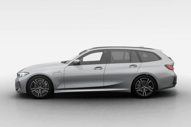 BMW 3-SERIE Touring 330e xDrive | M Sport | Innovation Pack | Comfort Pack | Active Cruise Control | HiFi System Harman Kardon