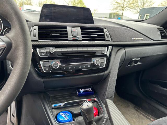 BMW 3-SERIE 318i M Sport AUTOMAAT / PRACHT AUTO NIEUW BINNEN!