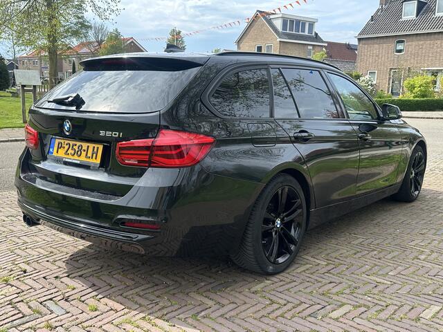 BMW 3-SERIE Touring 320i Edition M Sport Shadow High Executive Nette auto