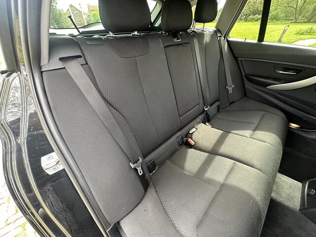 BMW 3-SERIE Touring 320i Edition M Sport Shadow High Executive Nette auto